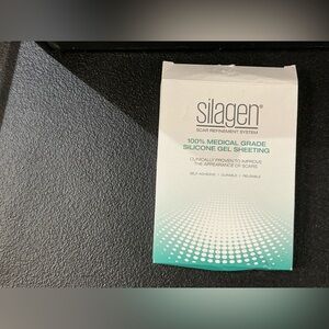 Silagen belly button